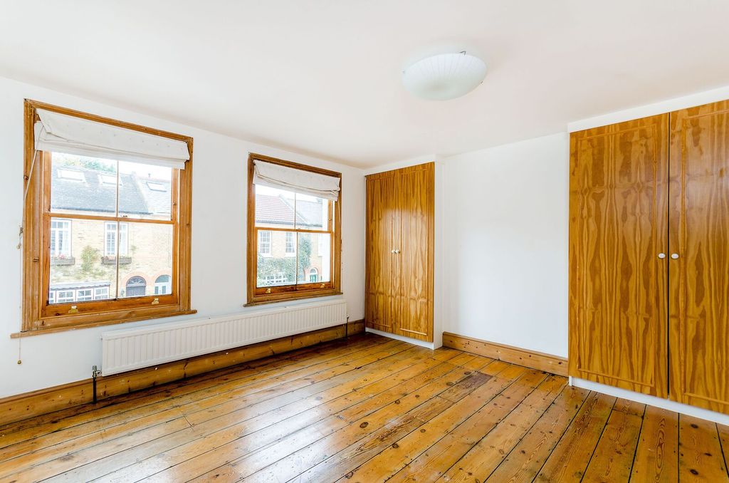 Property photo 3 of 15