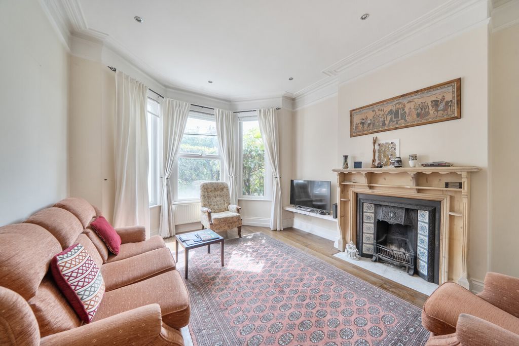 Property photo 2 of 17 1468509-13-6A1864...