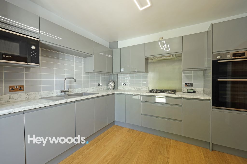 Property photo 3 of 28 0F1A6797