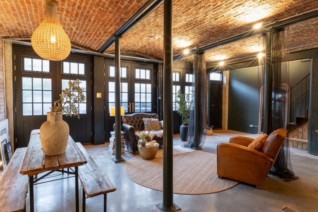 Property photo 2 of 27 Picture No. 2