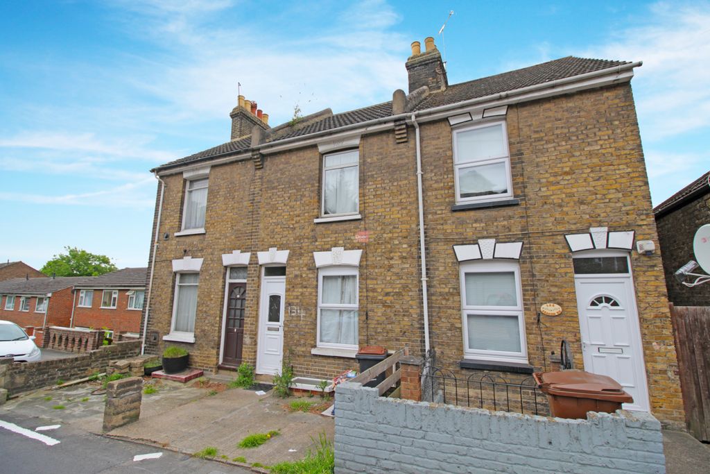 Property photo 1 of 6 2 Bedroom House For Rent