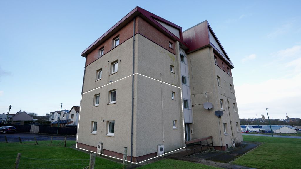 Property photo 1 of 15