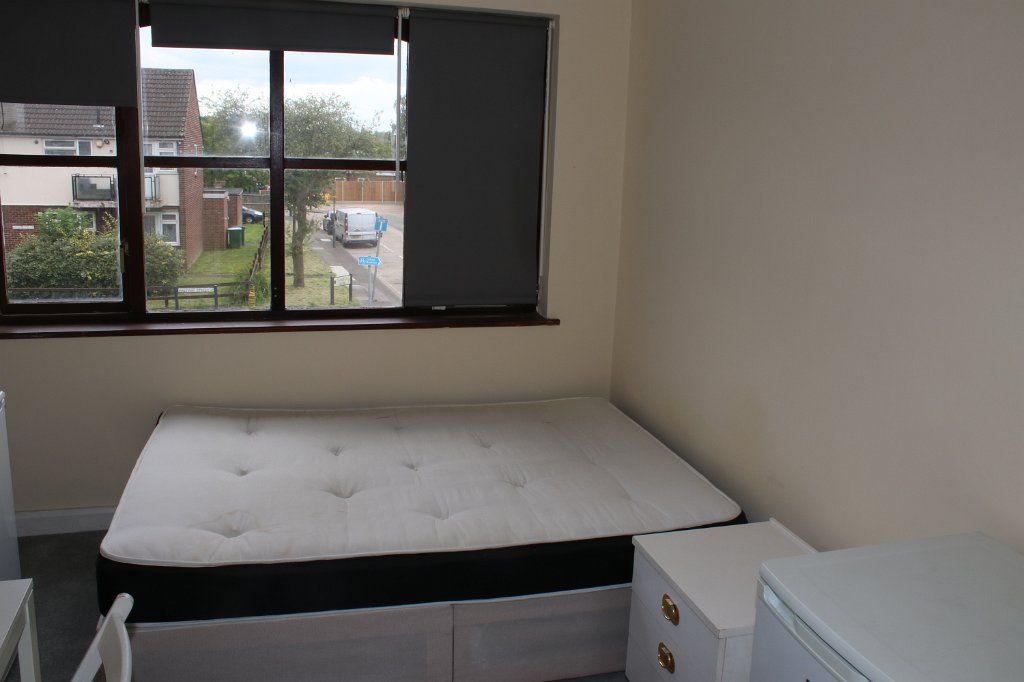 Property photo 1 of 4