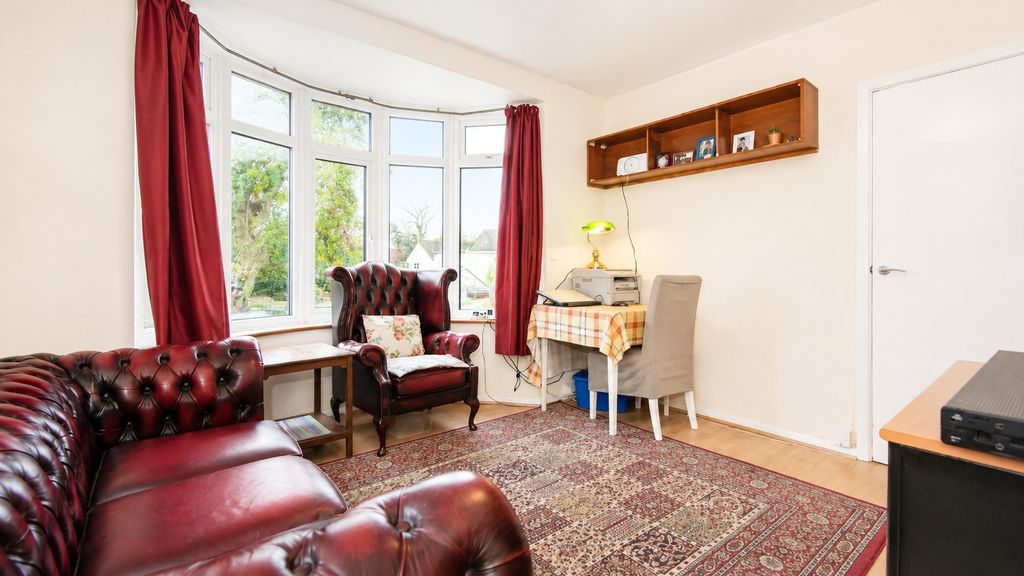 Property photo 3 of 16