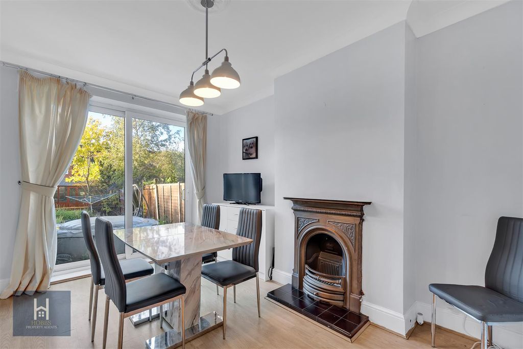 Property photo 3 of 20 Dsc00120.Jpg