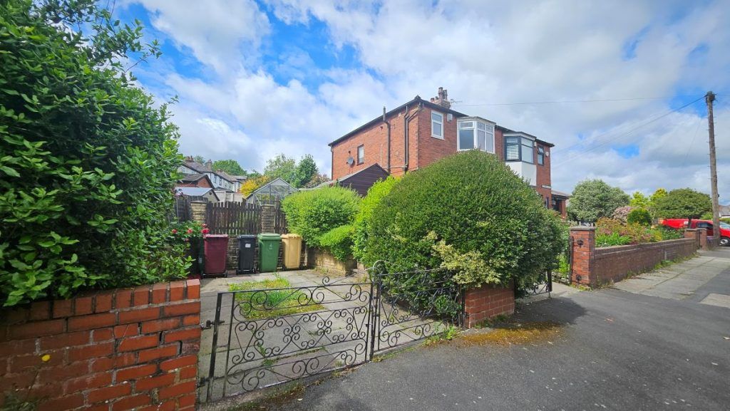 Property photo 3 of 44 3