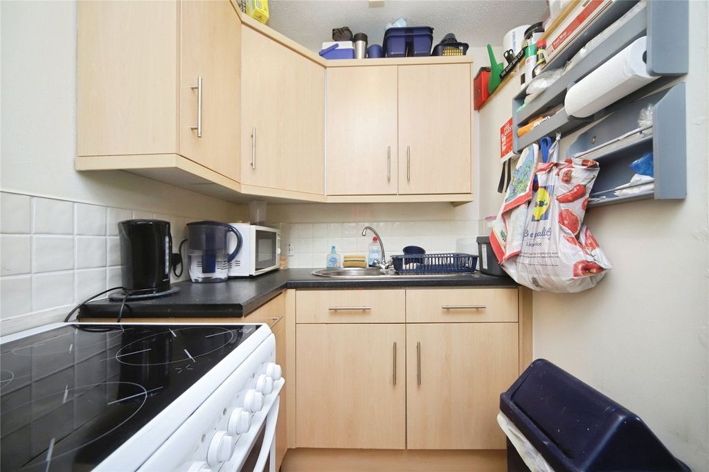 Property photo 3 of 12 Picture No. 15