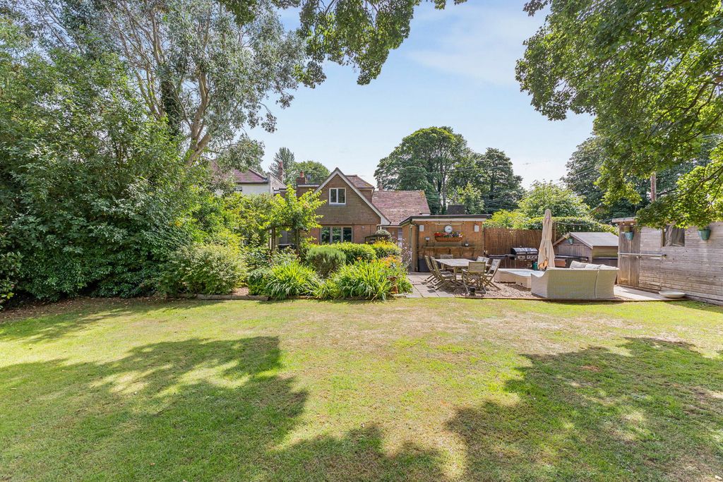 Property photo 2 of 61