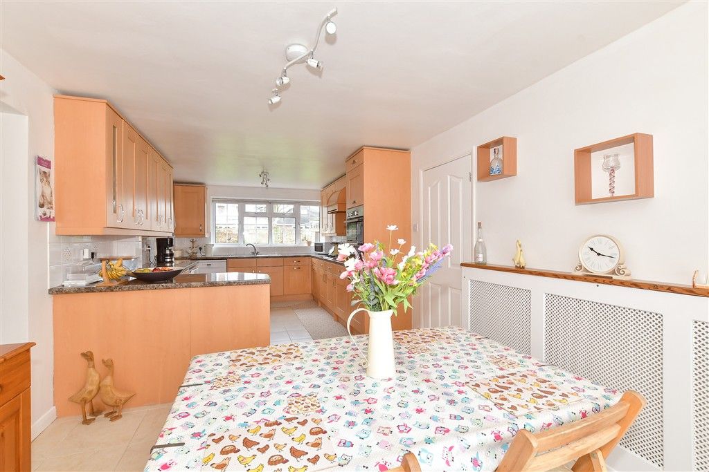 Property photo 1 of 20 Dining Area