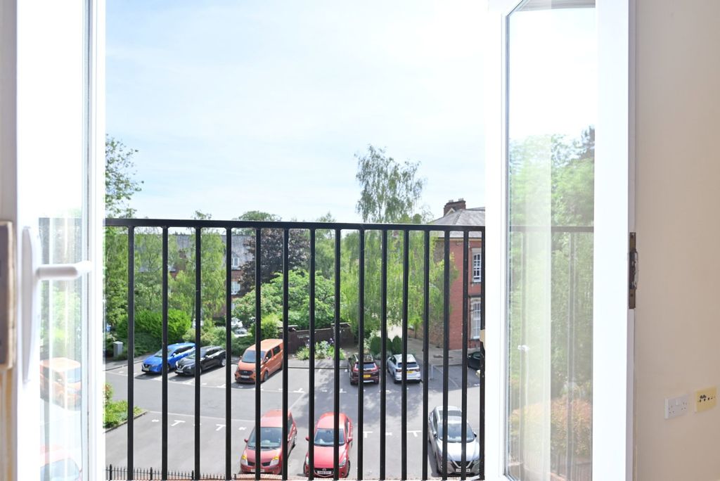 1 bed flat for saleSteven Way, Ripon HG4 photo 4