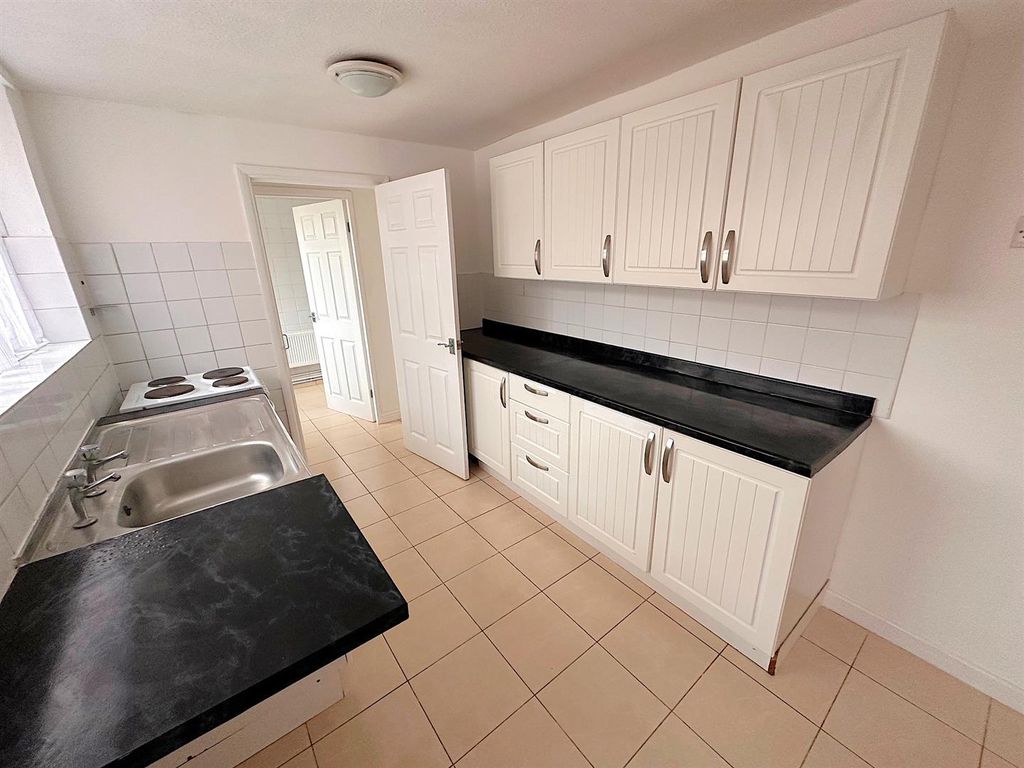 Property photo 2 of 12 77.Jpg