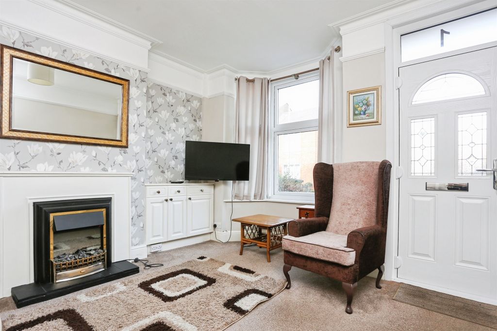 Property photo 3 of 16