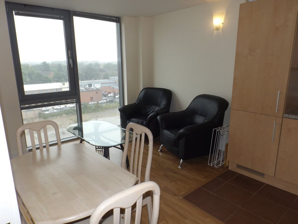 Property photo 3 of 9