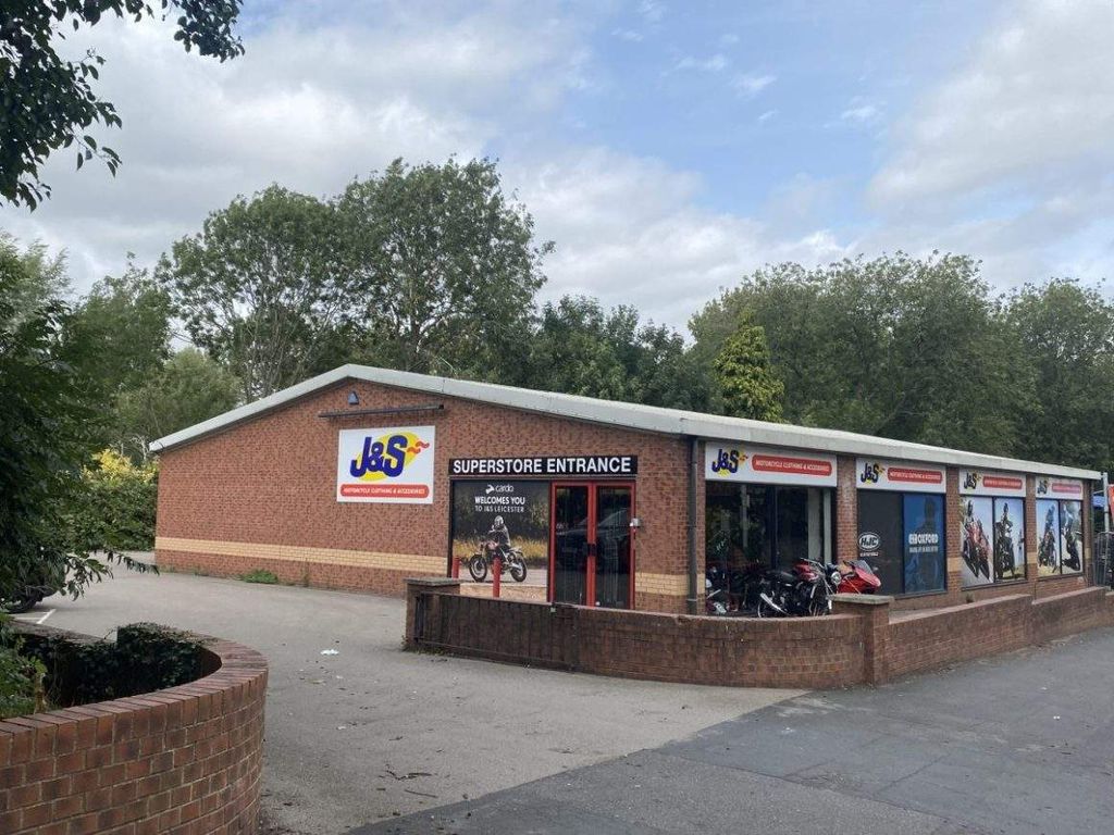 Property photo 3 of 11