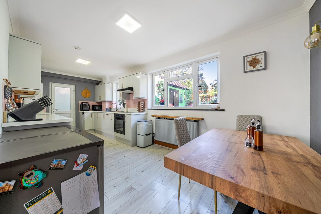 Property photo 2 of 23 1508422-17-6A7F38...