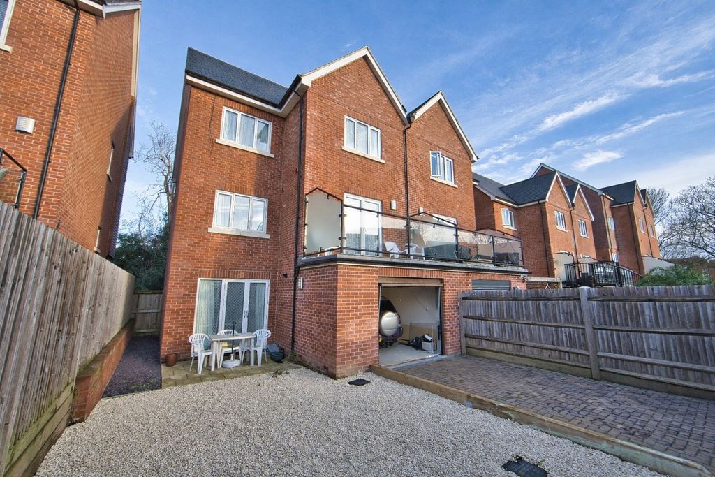 Property photo 1 of 16 Picture No. 47