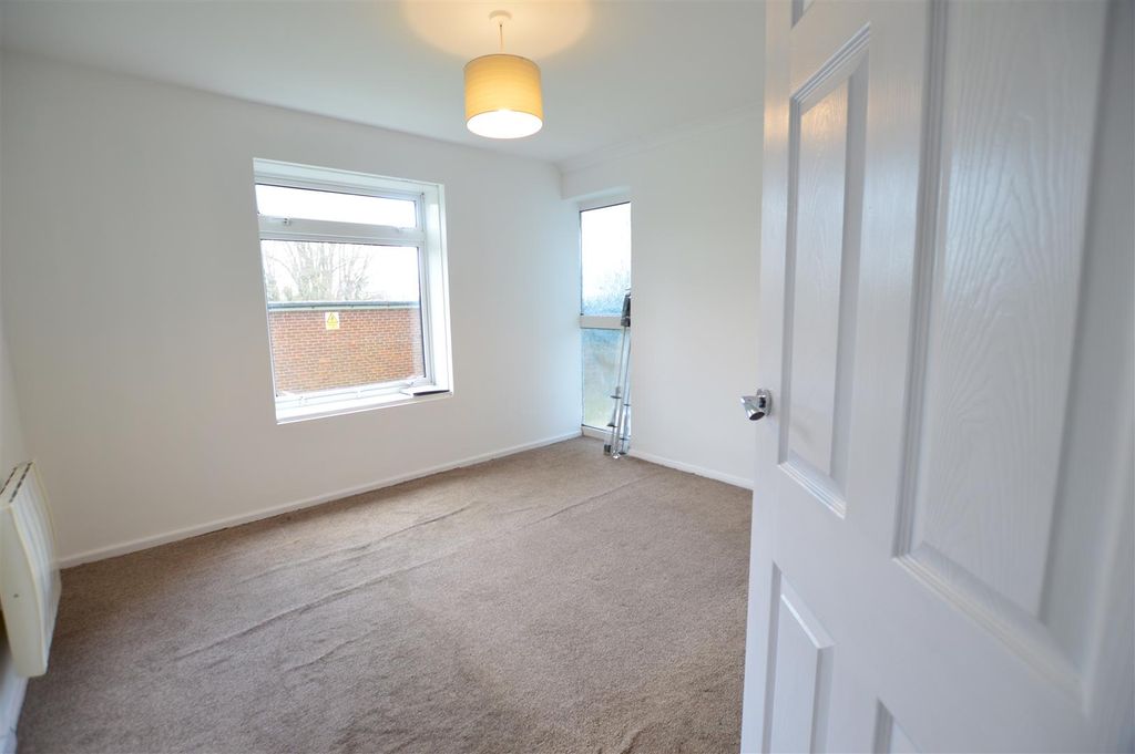 Property photo 1 of 7 Dsc_0484 (1).Jpg
