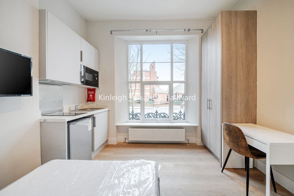 Property photo 3 of 10 Picture No. 07