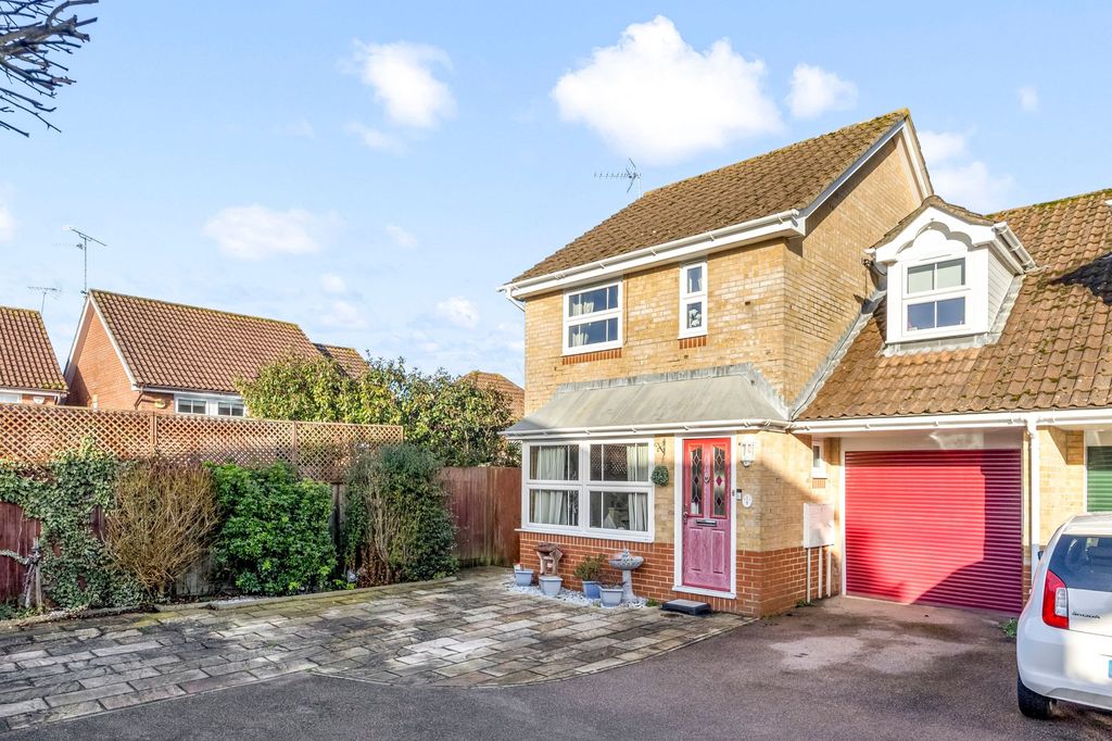 Property photo 1 of 23