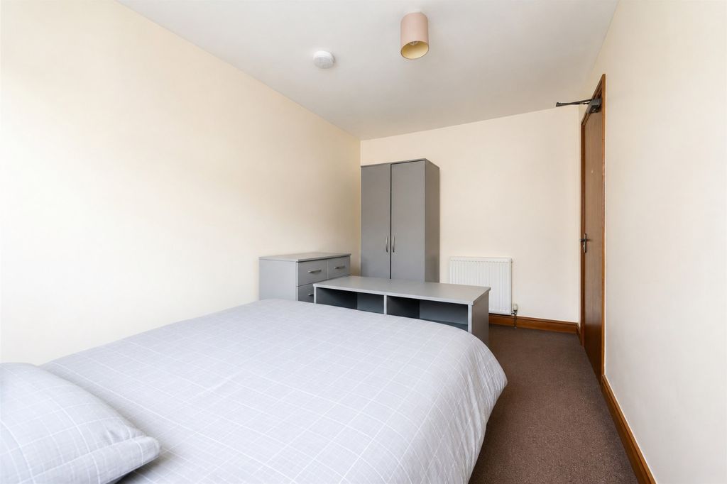 Property photo 2 of 30 Picture No. 02
