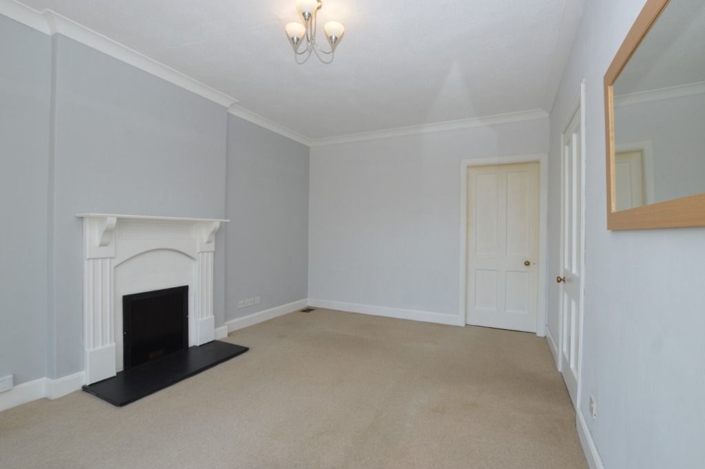 Property photo 3 of 11 Photo 3