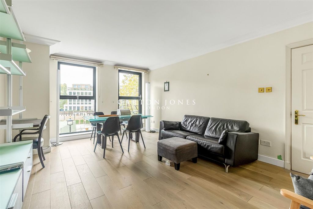 Property photo 2 of 12 Reception