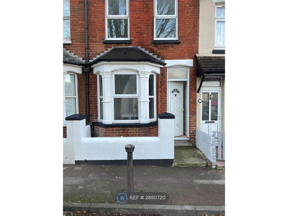 Property photo 1 of 6 Front