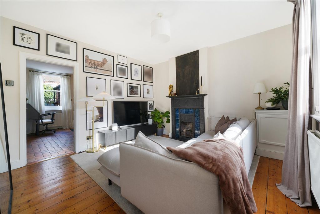 Property photo 1 of 14 Period Fireplace In Reception Room