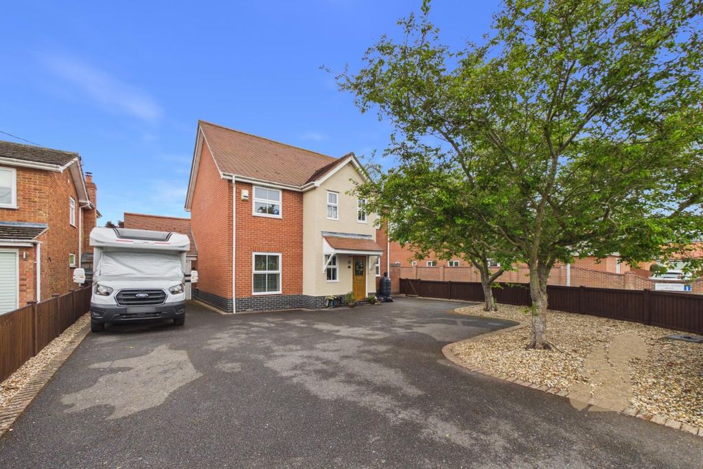 Property photo 1 of 29 5