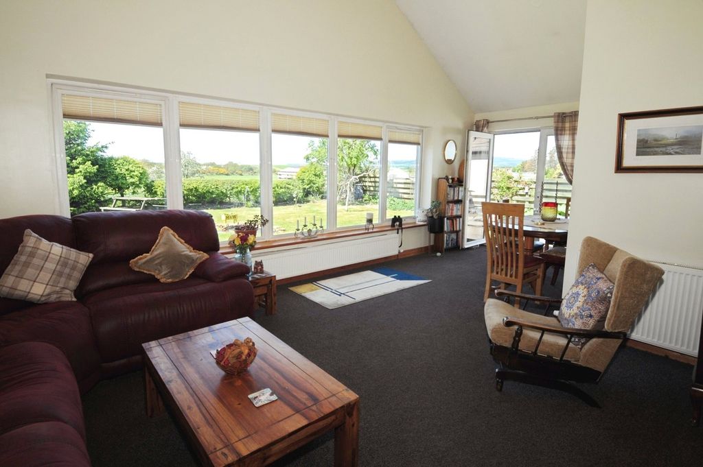 Property photo 3 of 17 Picture No. 13