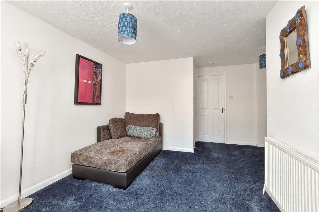 Property photo 3 of 13 Lounge/Dining Area