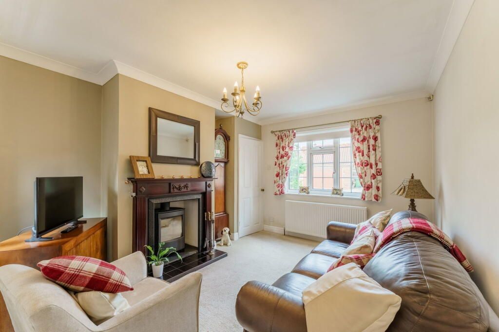 Property photo 3 of 24