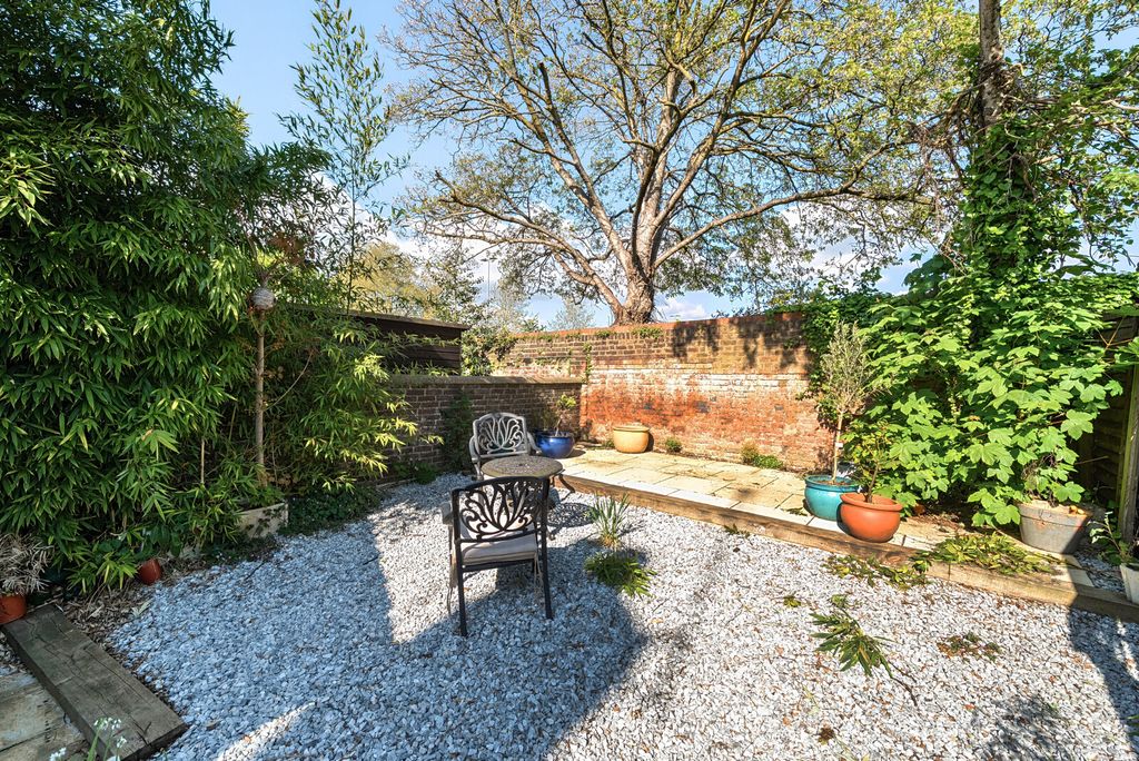 Property photo 3 of 9 1-69E897Dd5d9c3-1...