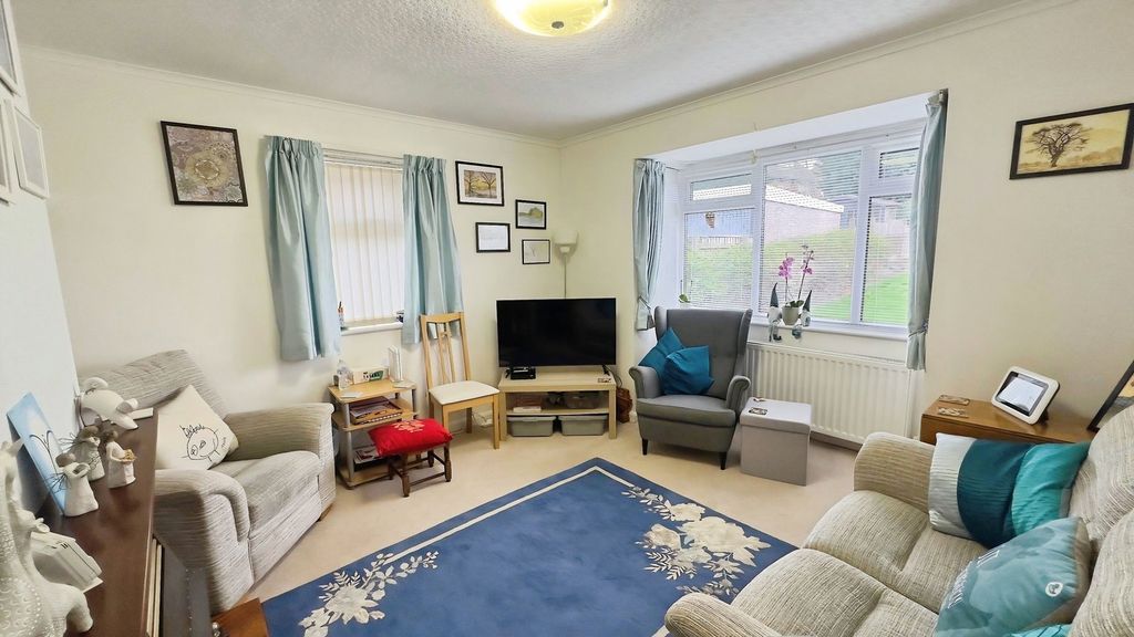 Property photo 3 of 22