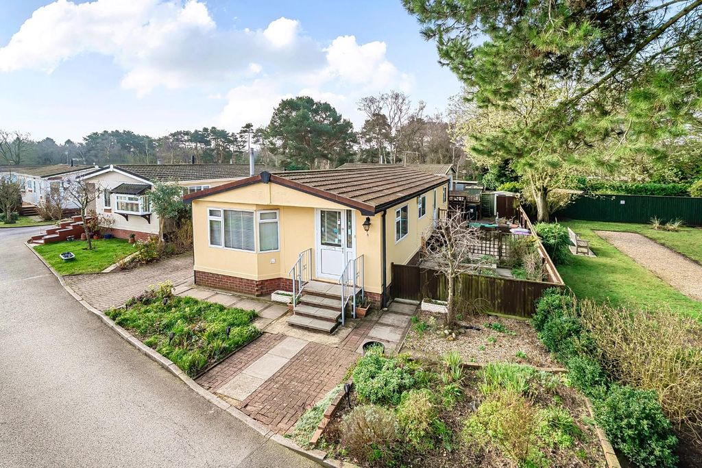 Property photo 1 of 15 Front.Jpg