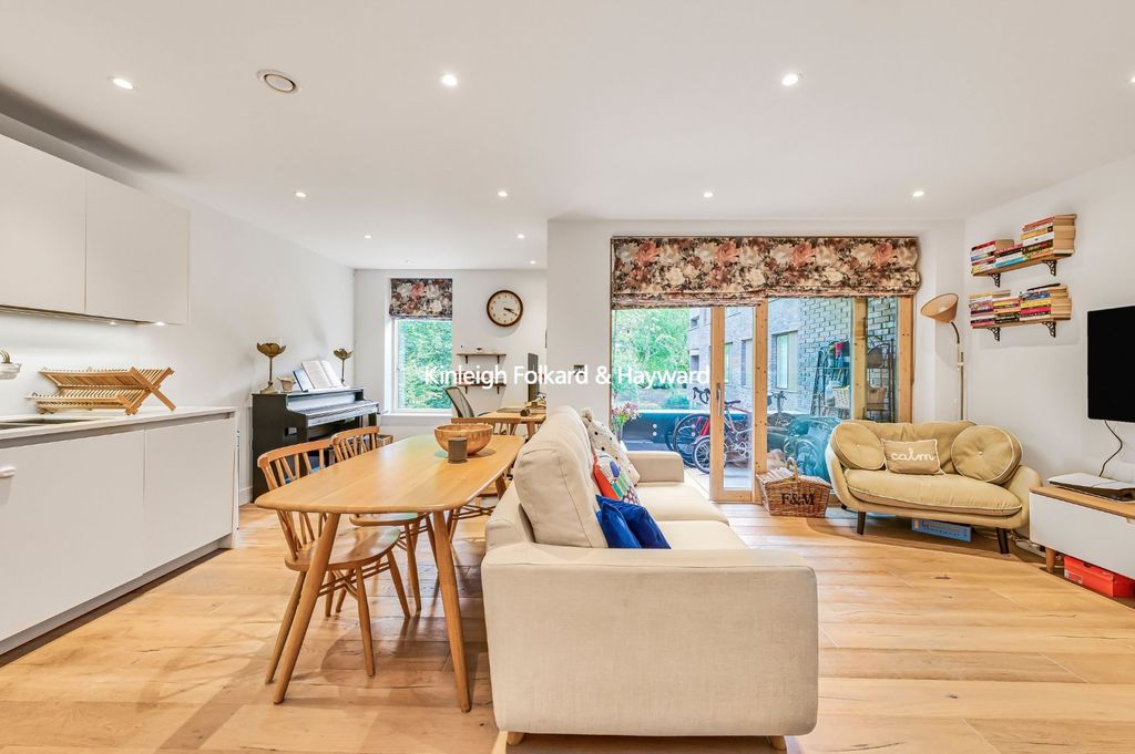 Property photo 1 of 21 Picture No. 48