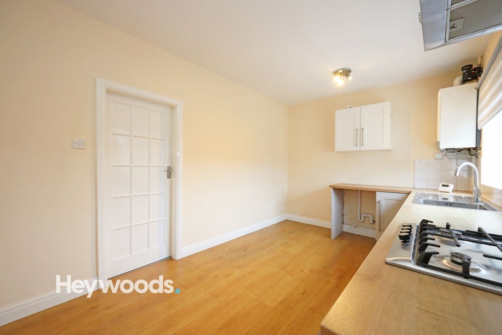 Property photo 3 of 42 099A4120