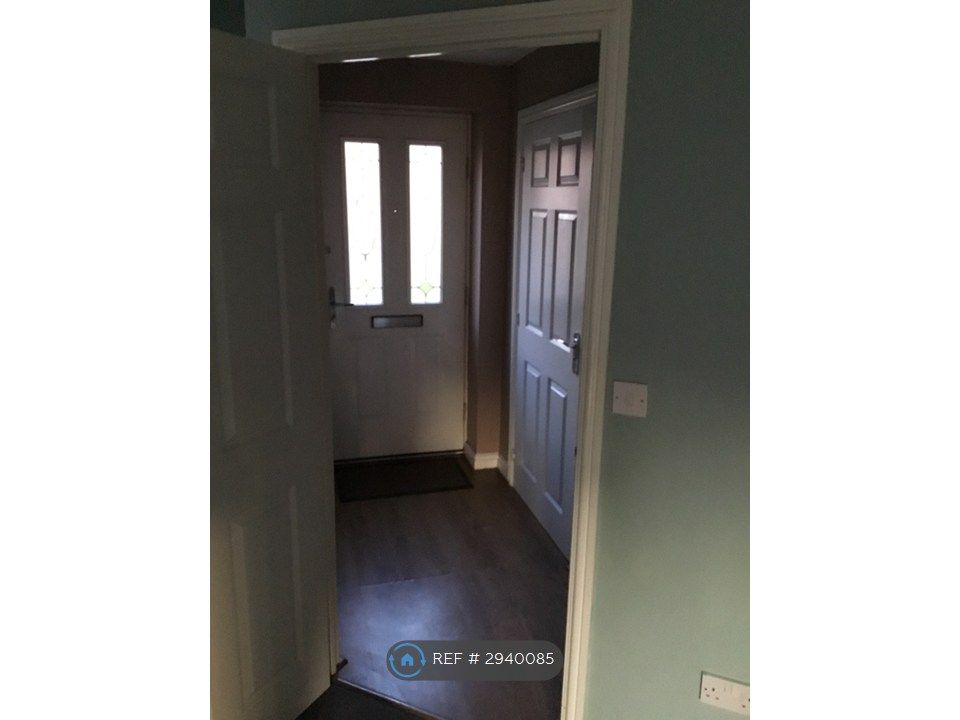 Property photo 2 of 16 Hall