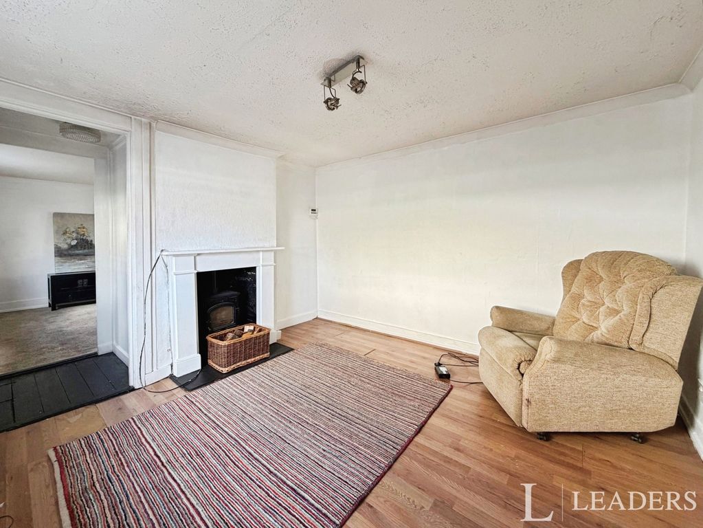 Property photo 2 of 12 Sitting Room