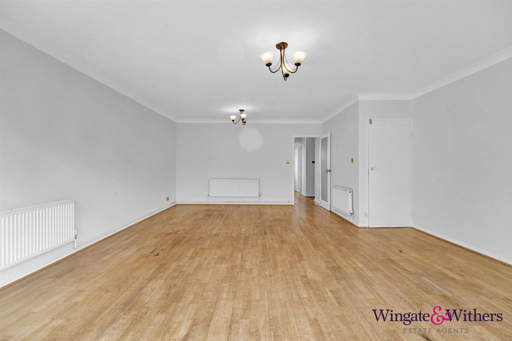 Property photo 3 of 21 2.Jpg