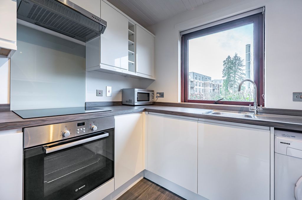 Additional image 11 of 1 bed flat for saleFenwick Place, Giffnock, Glasgow G46