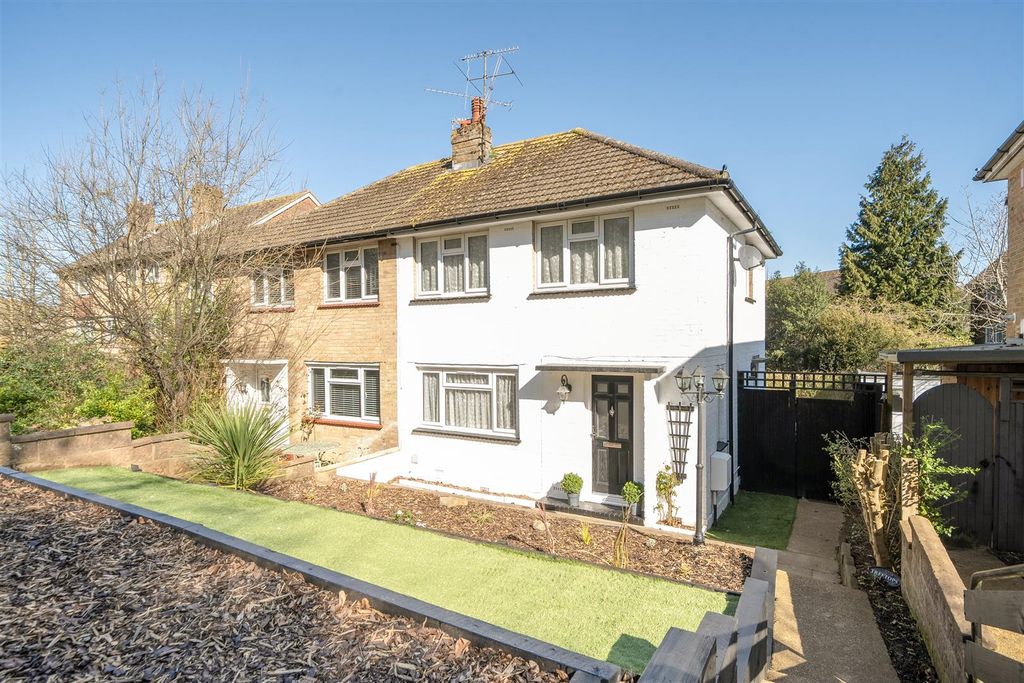 Property photo 1 of 21 1431546-26-69ba80c8E6E8c.Jpg