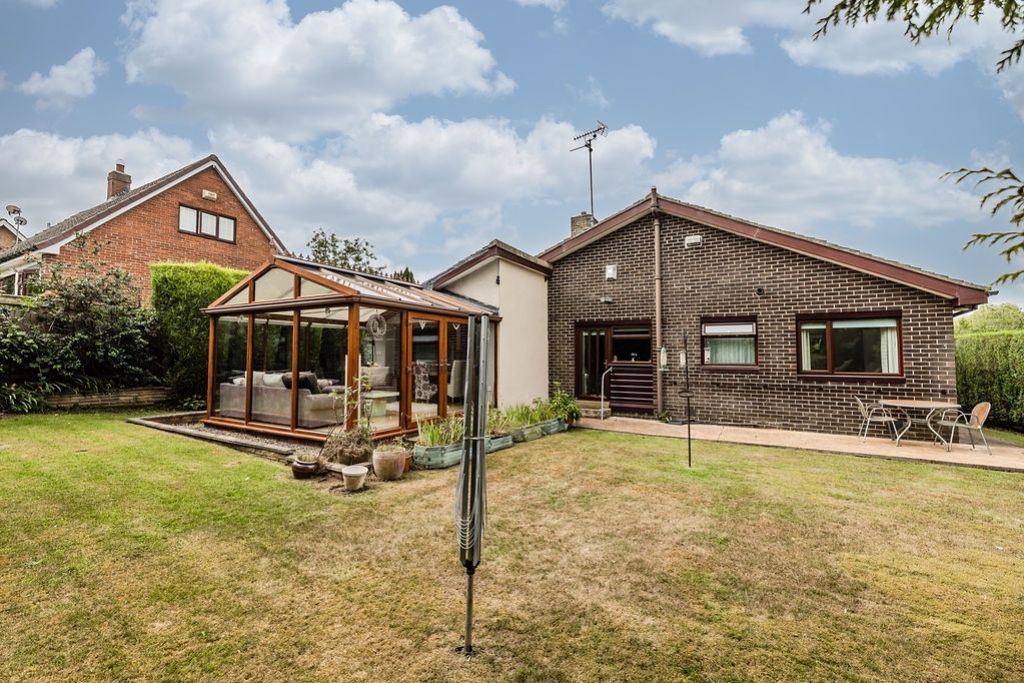 Property photo 3 of 27 53Woodside(3Bedbungalow)Darrashallpontelandne209Jb