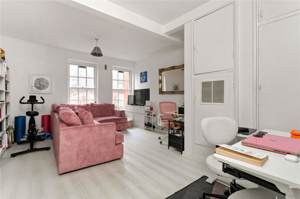 Property photo 2 of 11 Picture No. 12