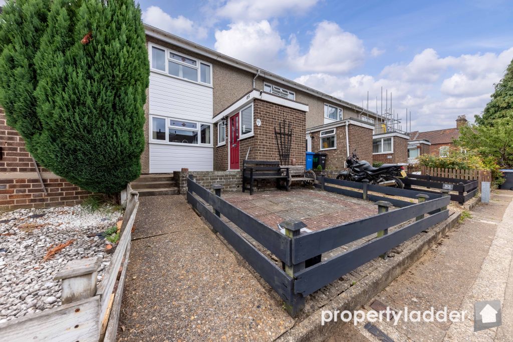 Property photo 1 of 15 Pl-17