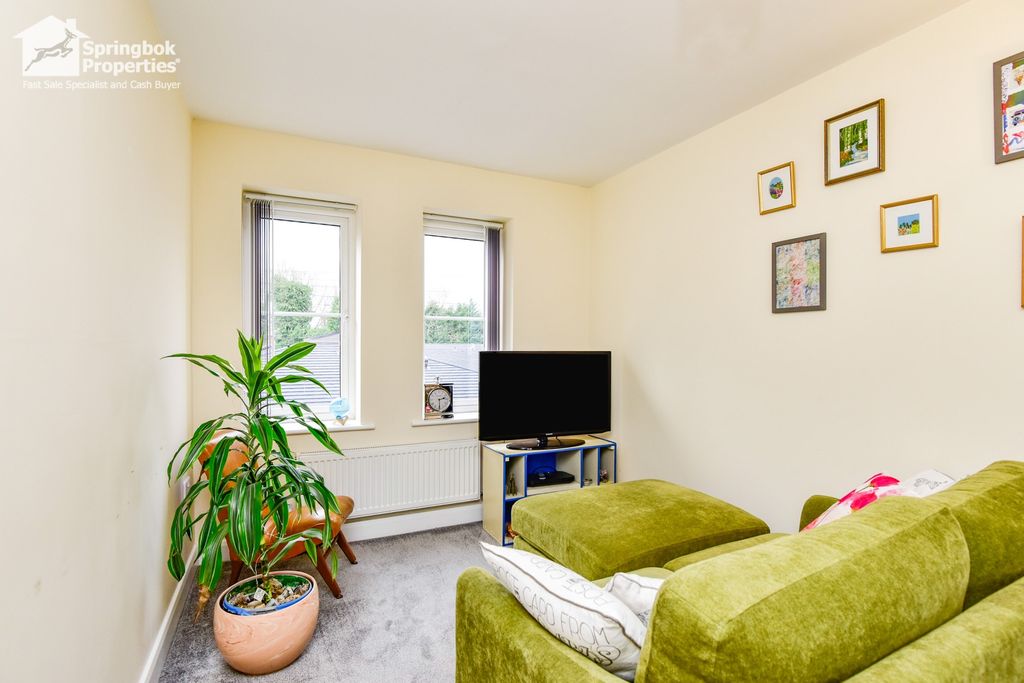 Property photo 2 of 11 Image 1