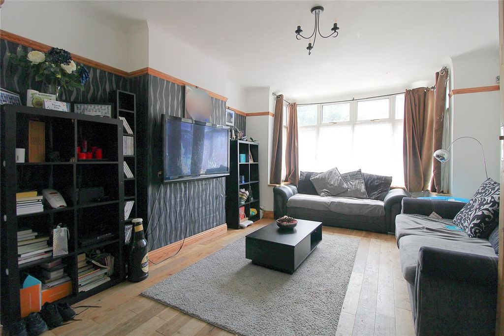Property photo 2 of 13 Picture No. 11