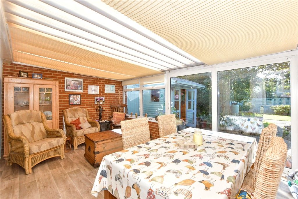 Property photo 1 of 11 Conservatory