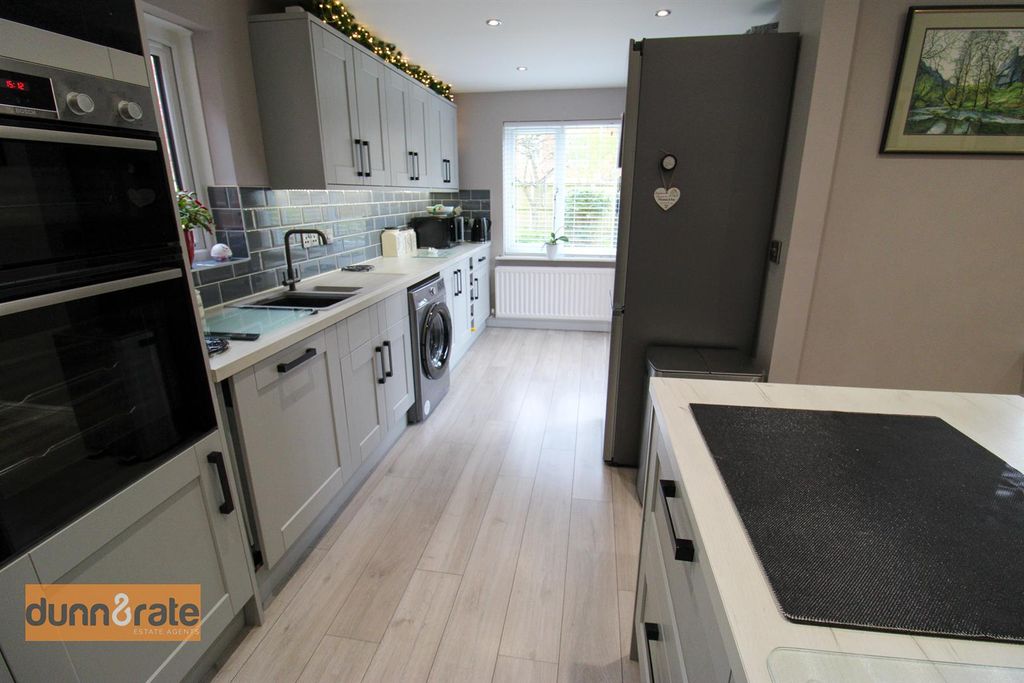 Property photo 3 of 34 Img_9381.Jpg