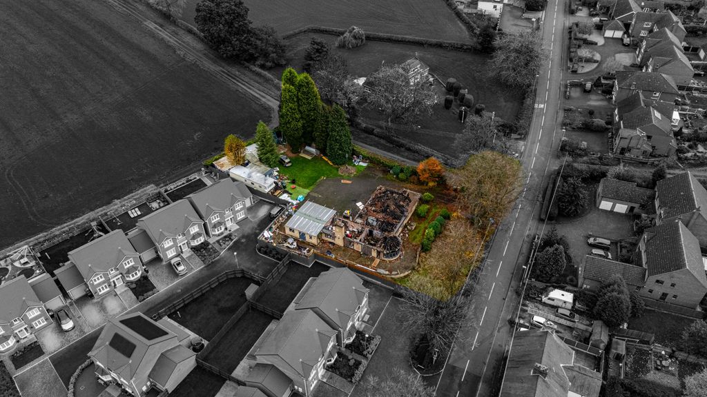 Property photo 2 of 7